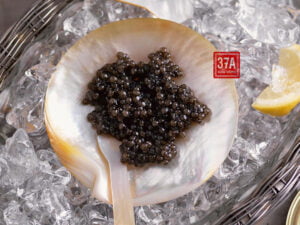 Trứng cá tầm đen – “Kim cương đen” của nền ẩm thực thế giới